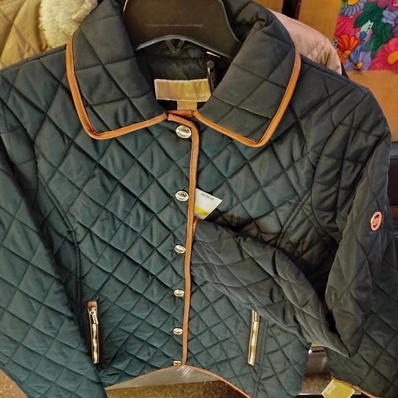 Women's jacket - Picture 2 of 2